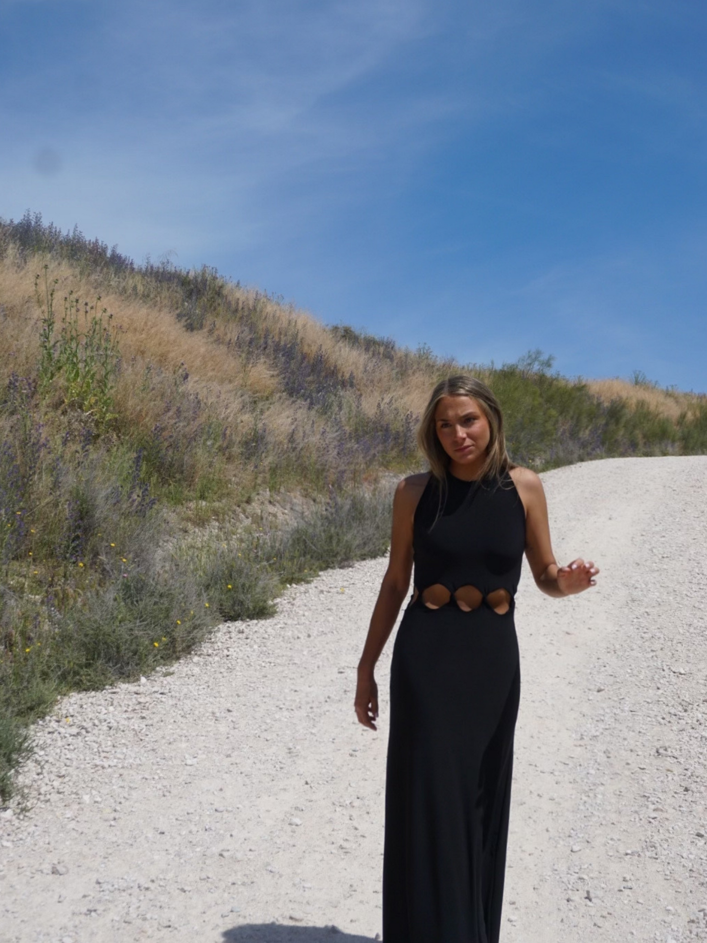 VESTIDO SKAITHA NOIR